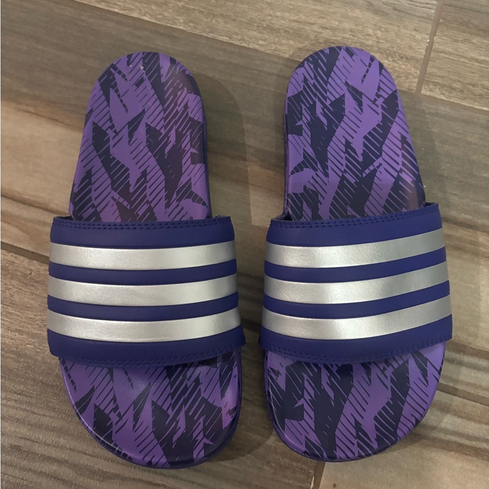 Adidas Adilette Comfort Slides Purple Silver Sandals Men's Size 4 / Women's 5